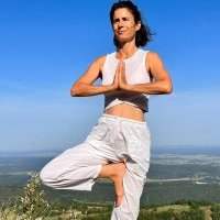 Cours de Hatha Yoga par Dominique