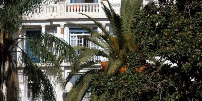 Pour les nouveaux-venus : Descendre à Alger (de l'hôtel El-Djazaïr à la Wilaya/l'IFA) avec Safir Benali