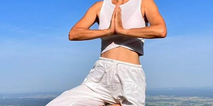 Cours de Hatha Yoga par Dominique
