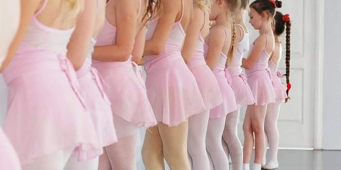 Atelier danse pour les filles de 4-7 ans ("les princesses dansantes")